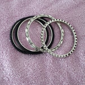 Set of 4 Bracelets